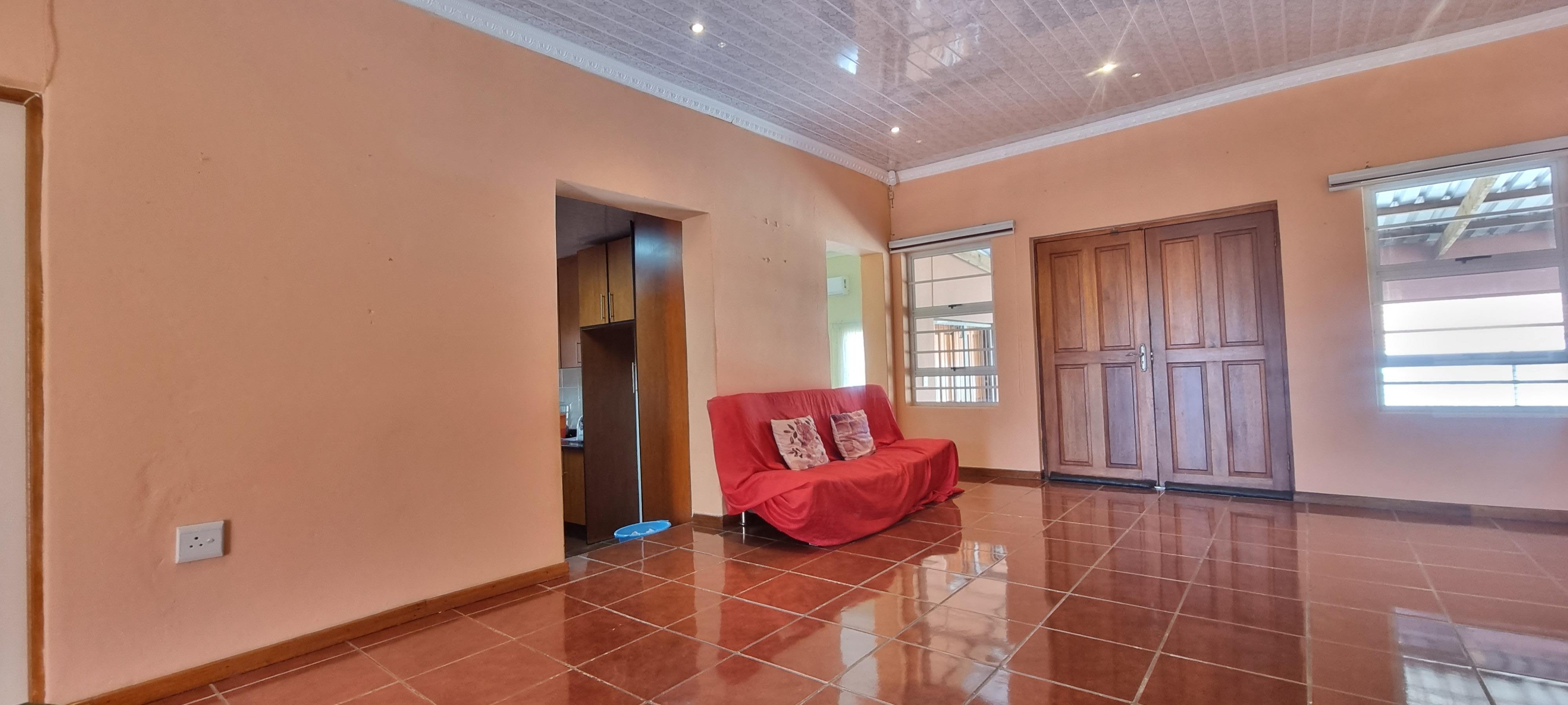 5 Bedroom Property for Sale in Beacon Bay North Eastern Cape